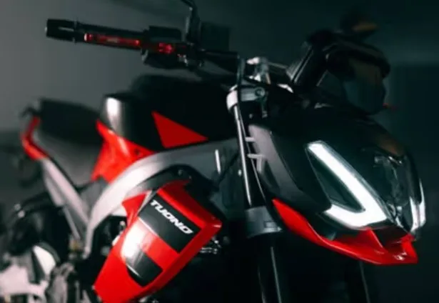 2025 Aprilia Tuono 457 Features